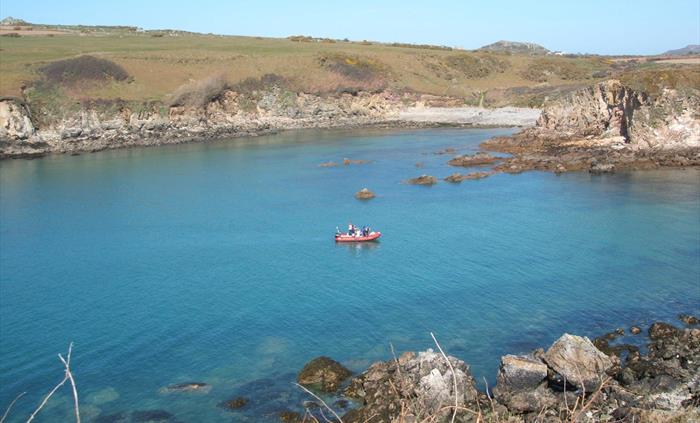 With easy access from Tretio to the Pembrokeshire Coastal Path you won't be disappointed with the stunning views!